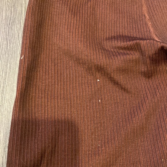 Good American ribbed ankle legging - Picture 7 of 7